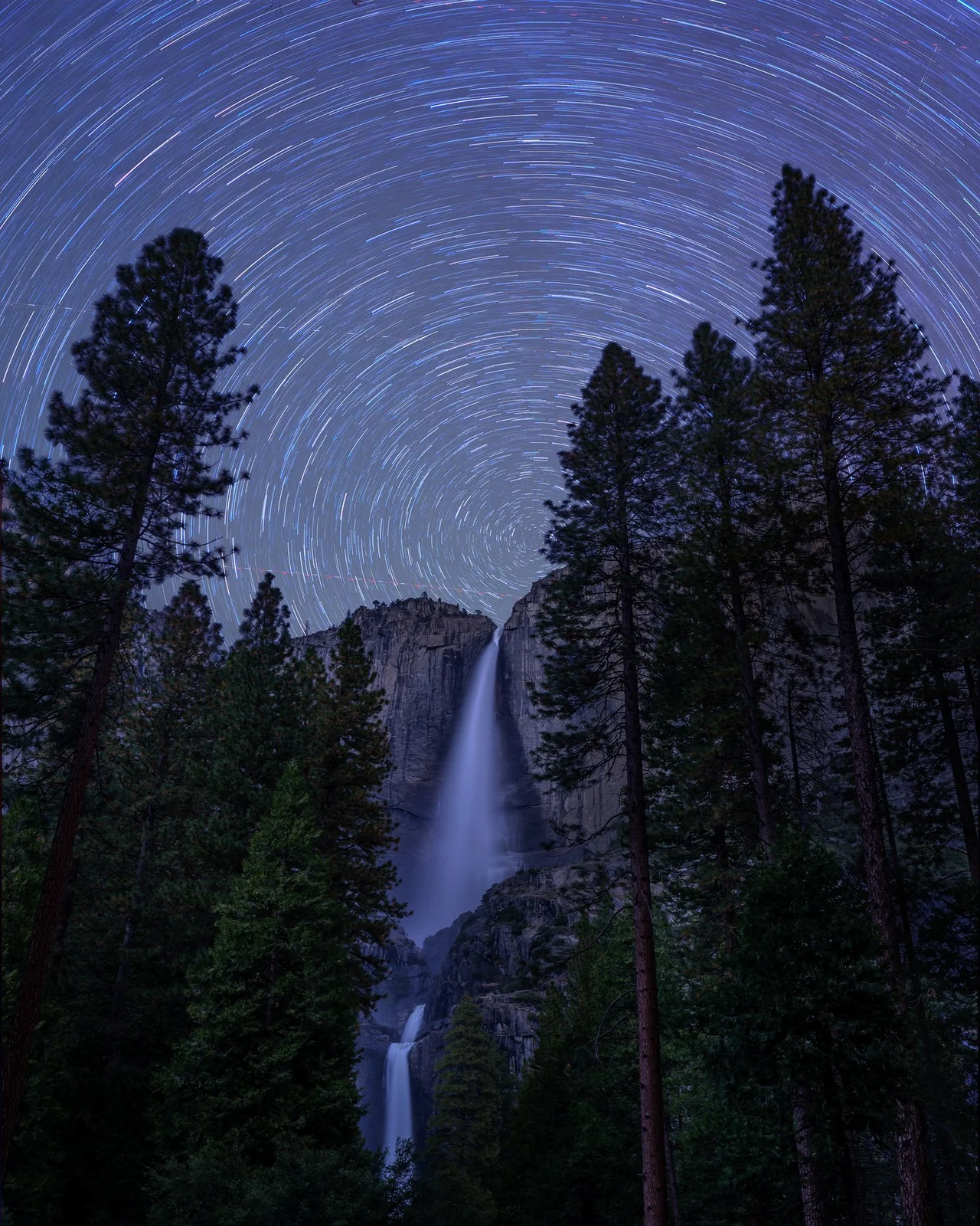 Yosemite National Park: Yosemite Falls Star Trails